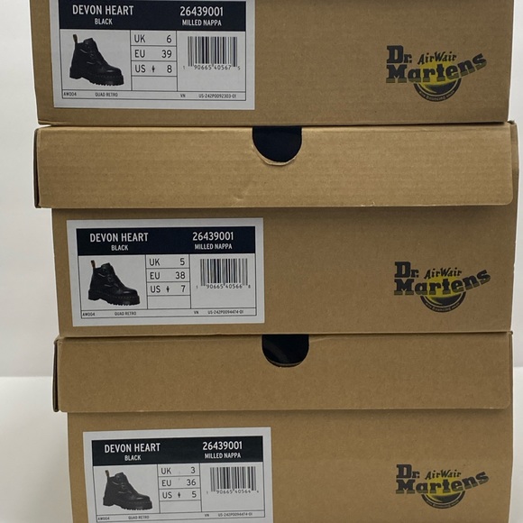 NEW DR MARTENS DEVON HEART LEATHER PLATFORM BOOTS - Picture 12 of 12